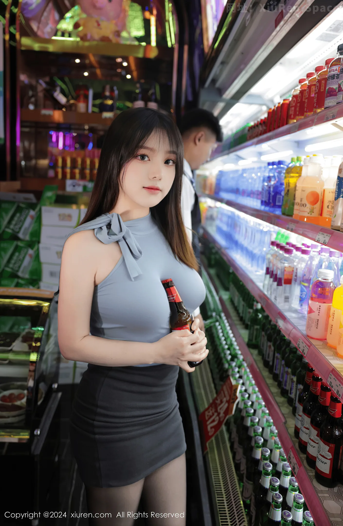 图片[6]-[XiuRen秀人网]VOL.8402 模特豆瓣酱KTV场景红色情趣薄纱露性感内衣秀惹火身材诱惑写真73P-秀人网官方网站